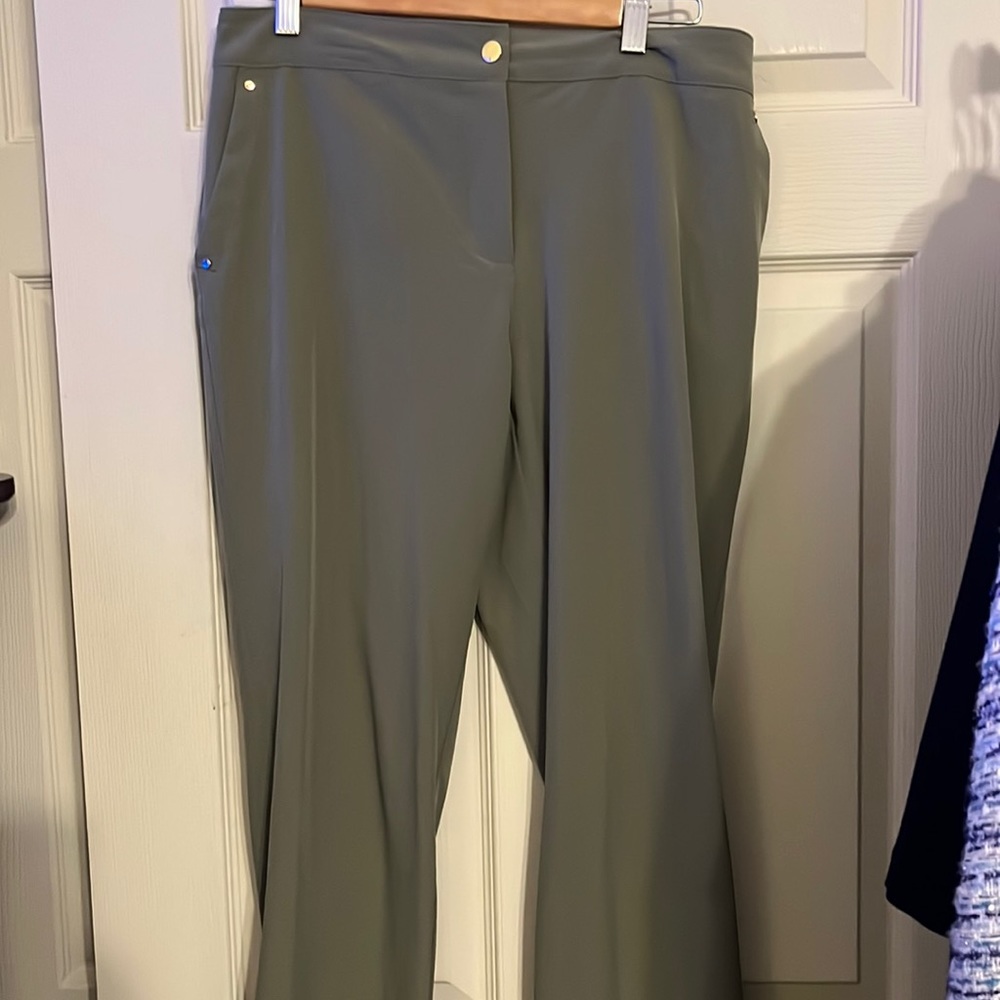 Z Energy By Chicos Ladies Pants Size 1